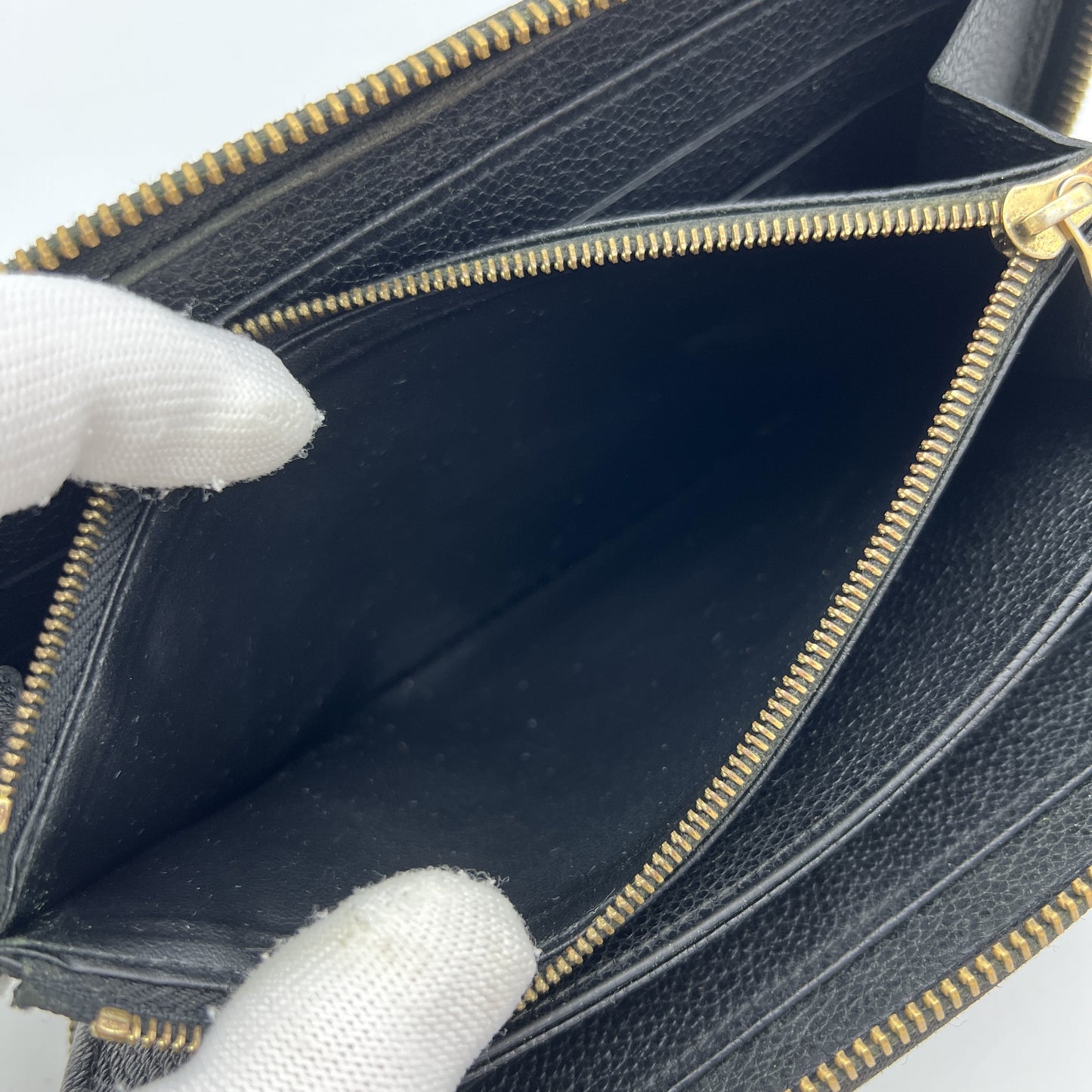 LOUIS VUITTON Louis Vuitton Monogram Empreinte Zippy Wallet