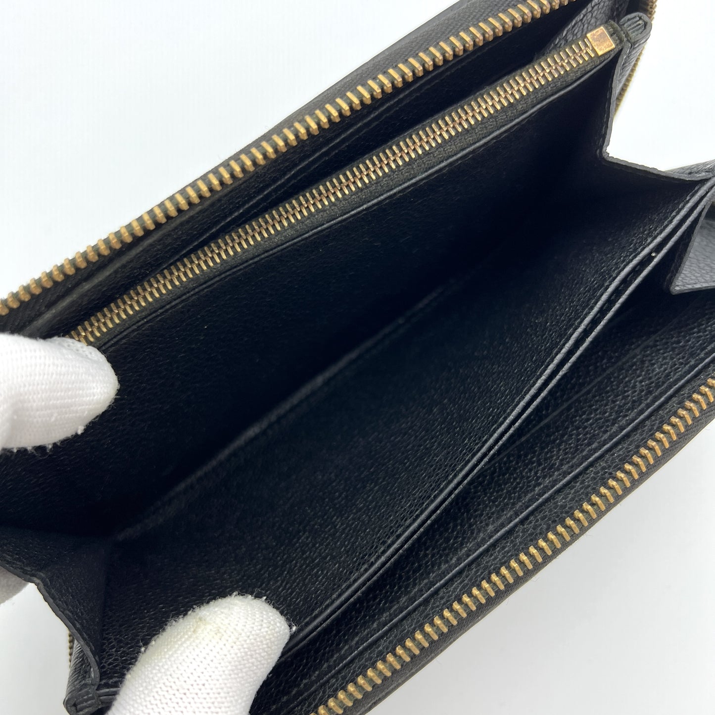 LOUIS VUITTON Louis Vuitton Monogram Empreinte Zippy Wallet