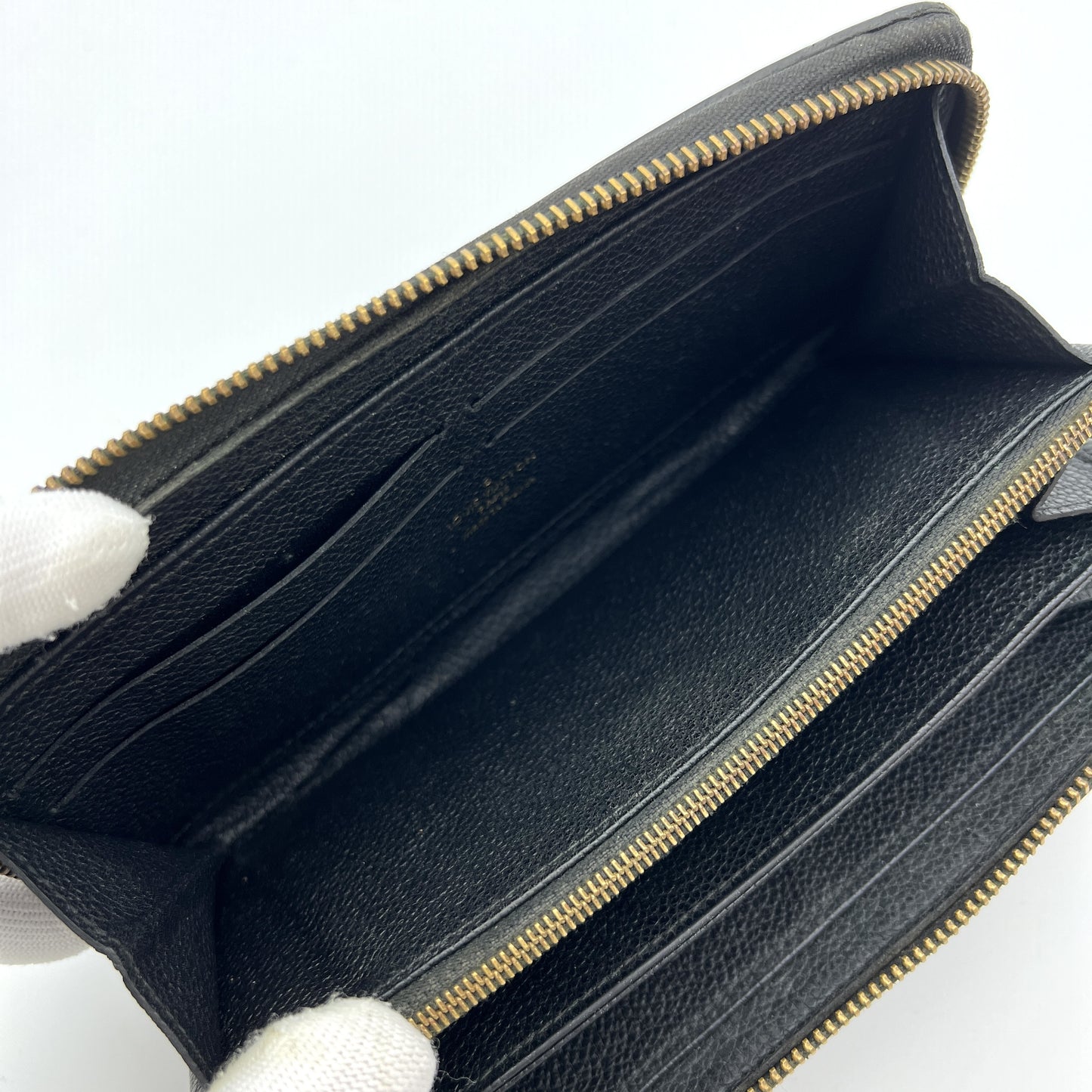 LOUIS VUITTON Louis Vuitton Monogram Empreinte Zippy Wallet