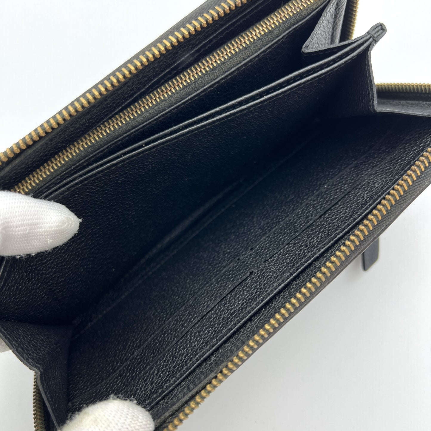 LOUIS VUITTON Louis Vuitton Monogram Empreinte Zippy Wallet