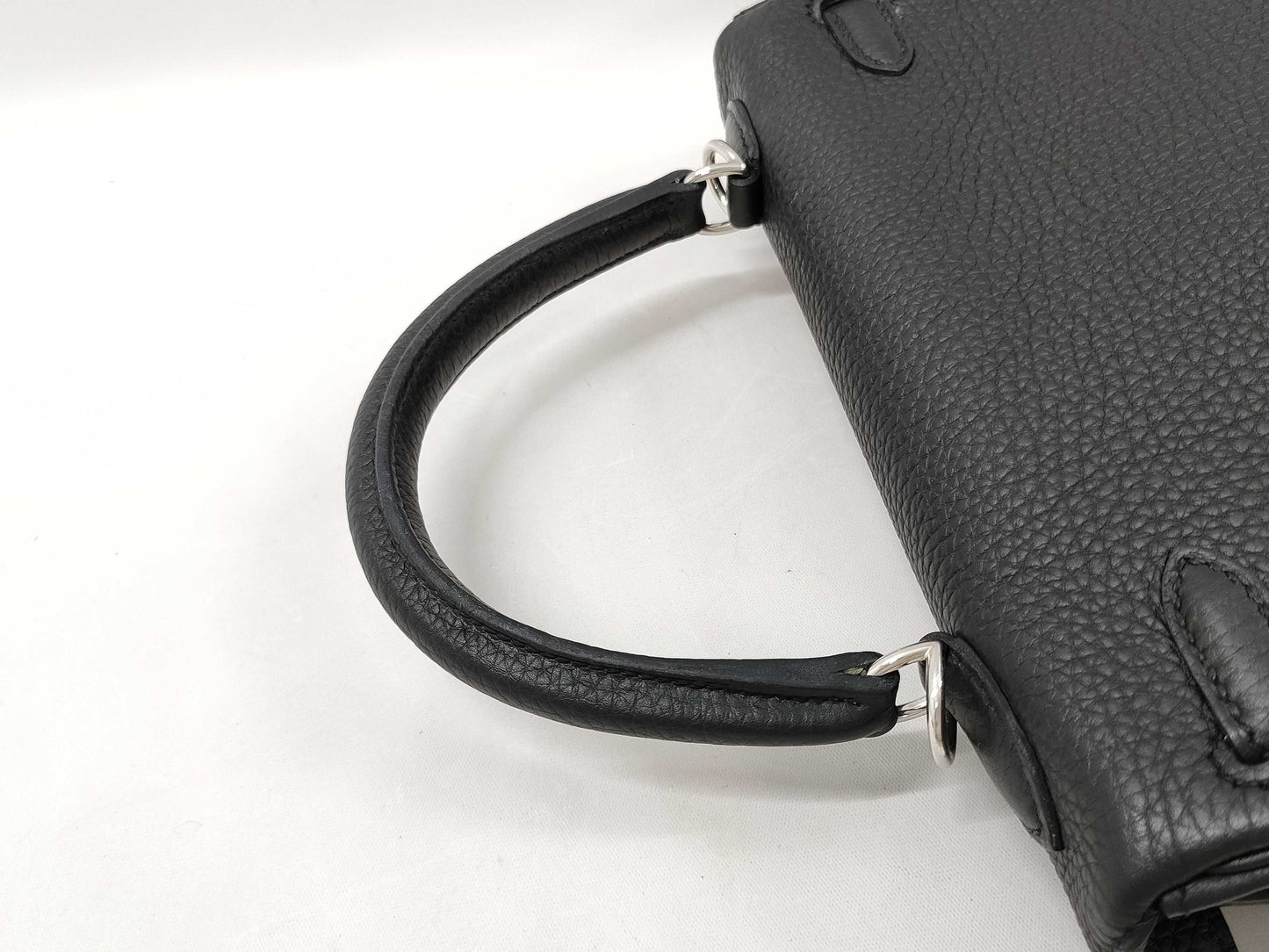 HERMES Kelly 25 Togo Black SS Shoulder Bag with R Stamp