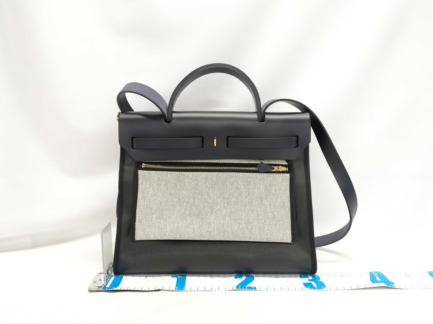 HERMES Airbag Zip 31PM Toile H Berline Vache Hunter Black GP K Stamp Handbag