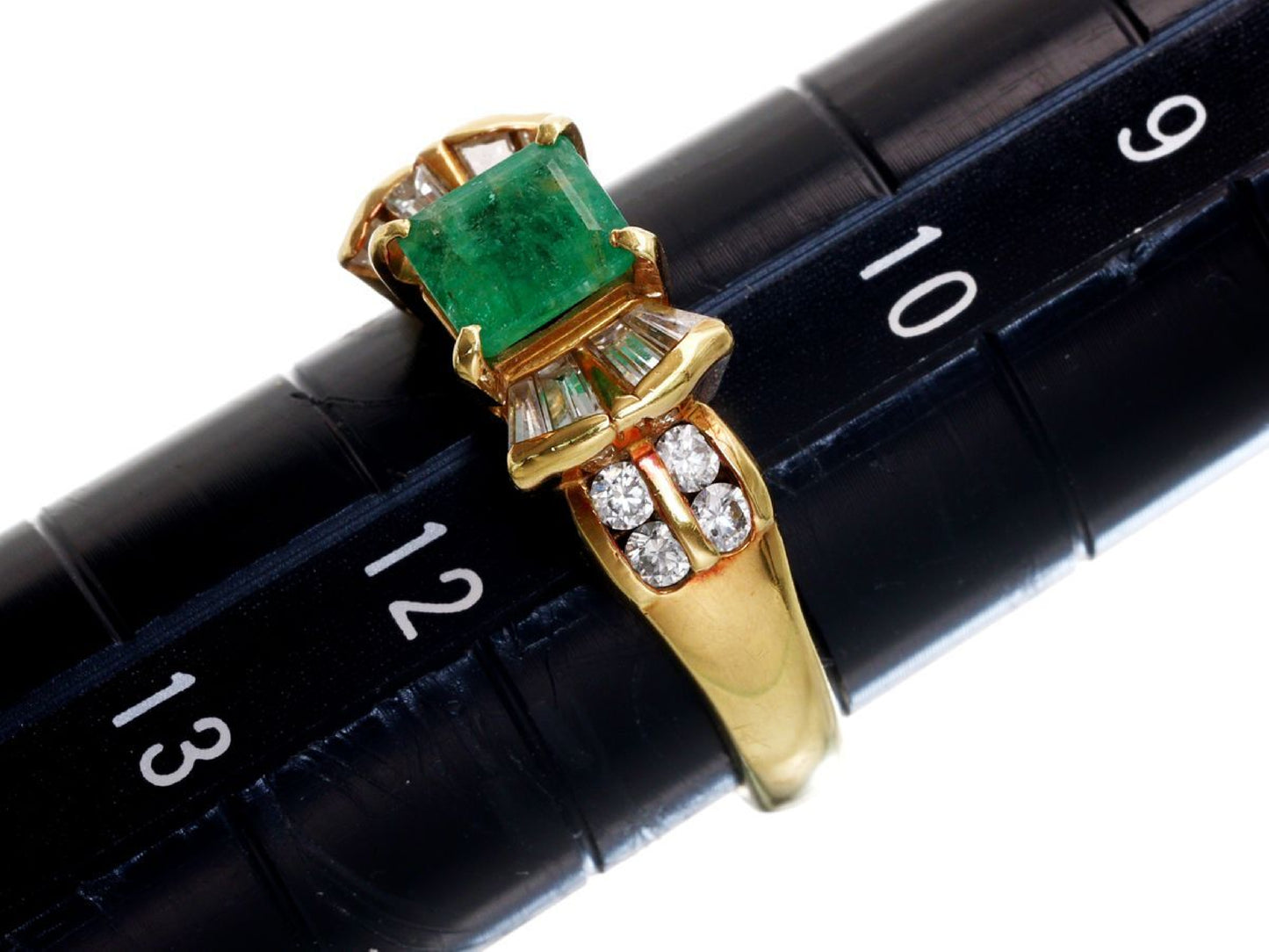 E0.47ct D0.66ct K18 5.1g Ring