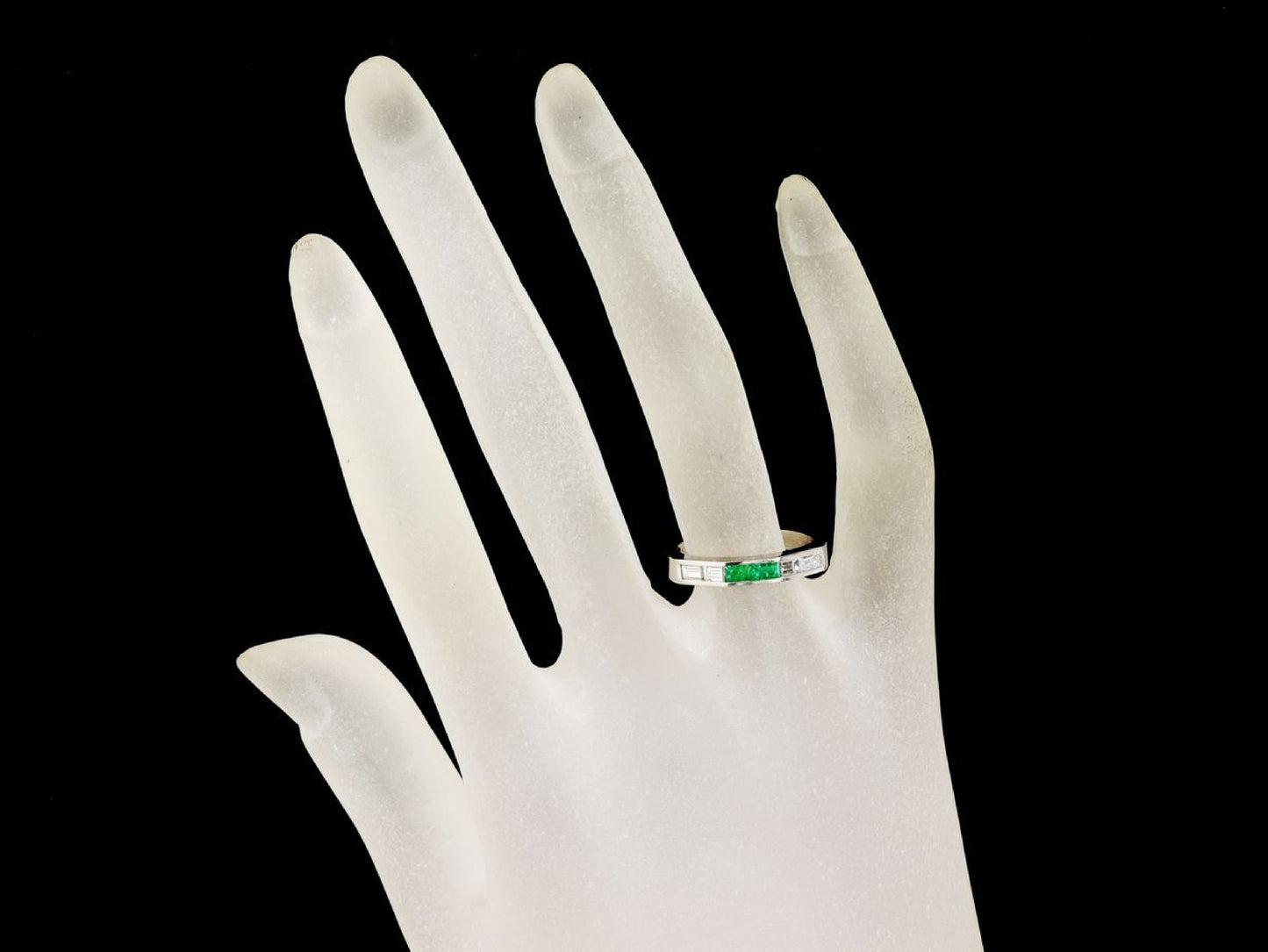 E0.16ct D0.31ct Pt900 4.6g Ring