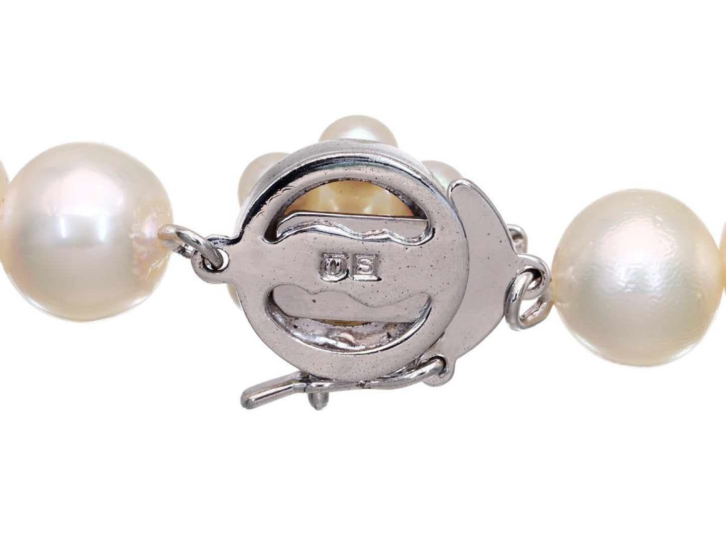 TASAKI Akoya Pearl Necklace, Diameter 7.6mm-8.0mm, Sterling Silver, 36.1g