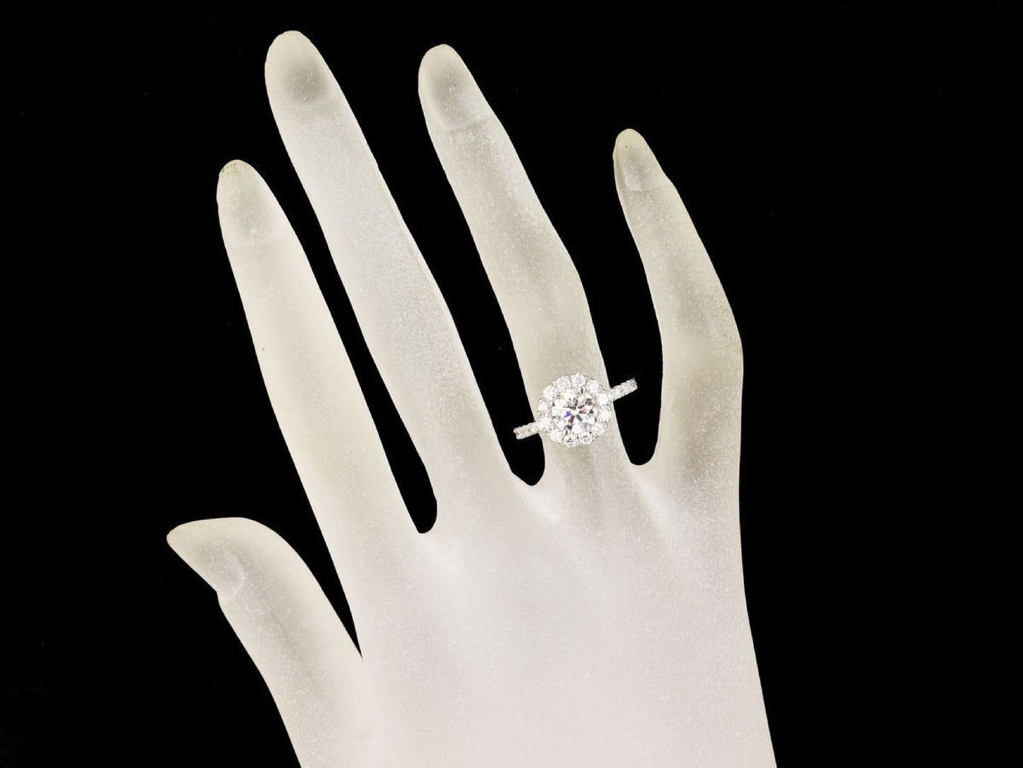 D1.050/0.54ct Pt900 4.1g Ring