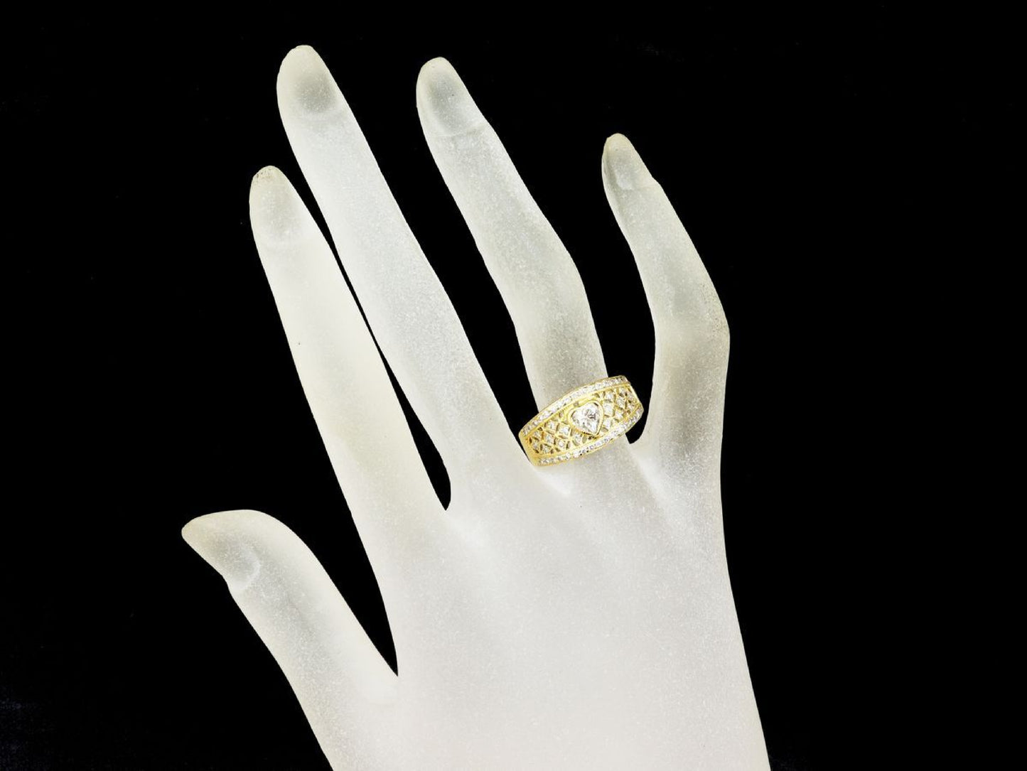 Diamond 750 4.8g Ring