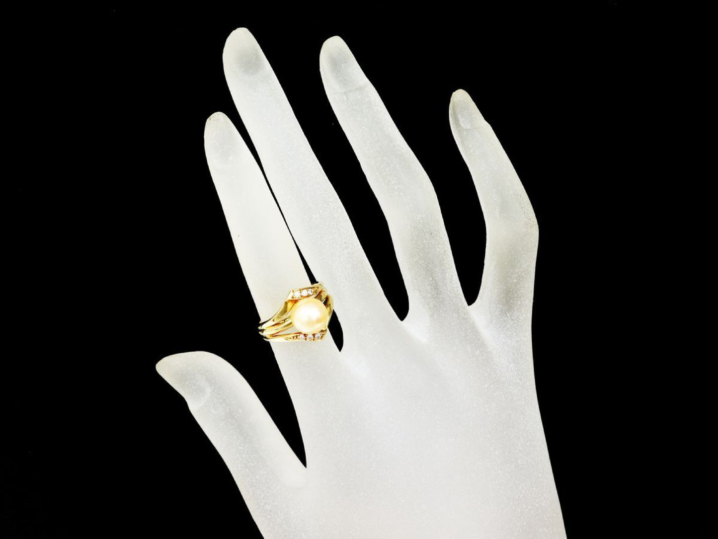 Pearl, diameter approximately 7.9mm, D0.06ct, 18K Gold, 5.0g, Ring