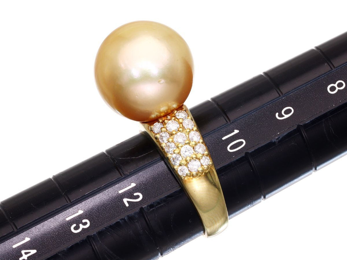 Golden Pearl Ring, 13.8mm Diameter, 0.58ct, 18K Gold, 8.4g