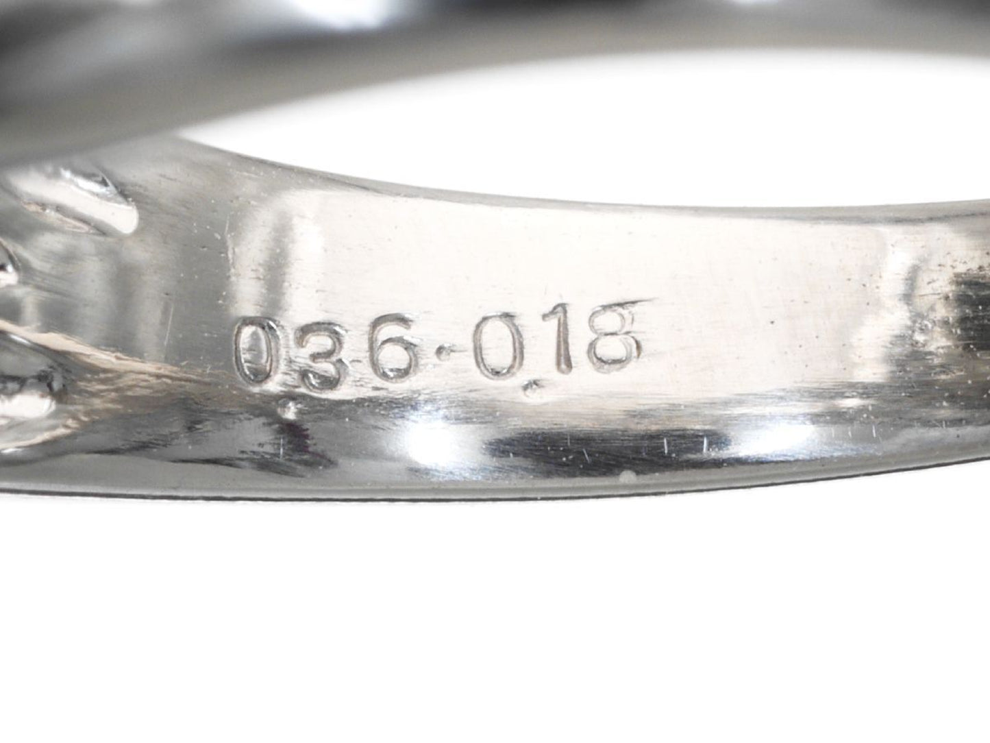 D0.36/0.18ct Pt900 6.5g Ring
