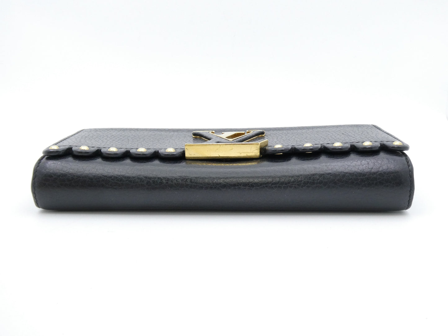 LOUIS VUITTON Portefeuille Capucines Studded Wallet