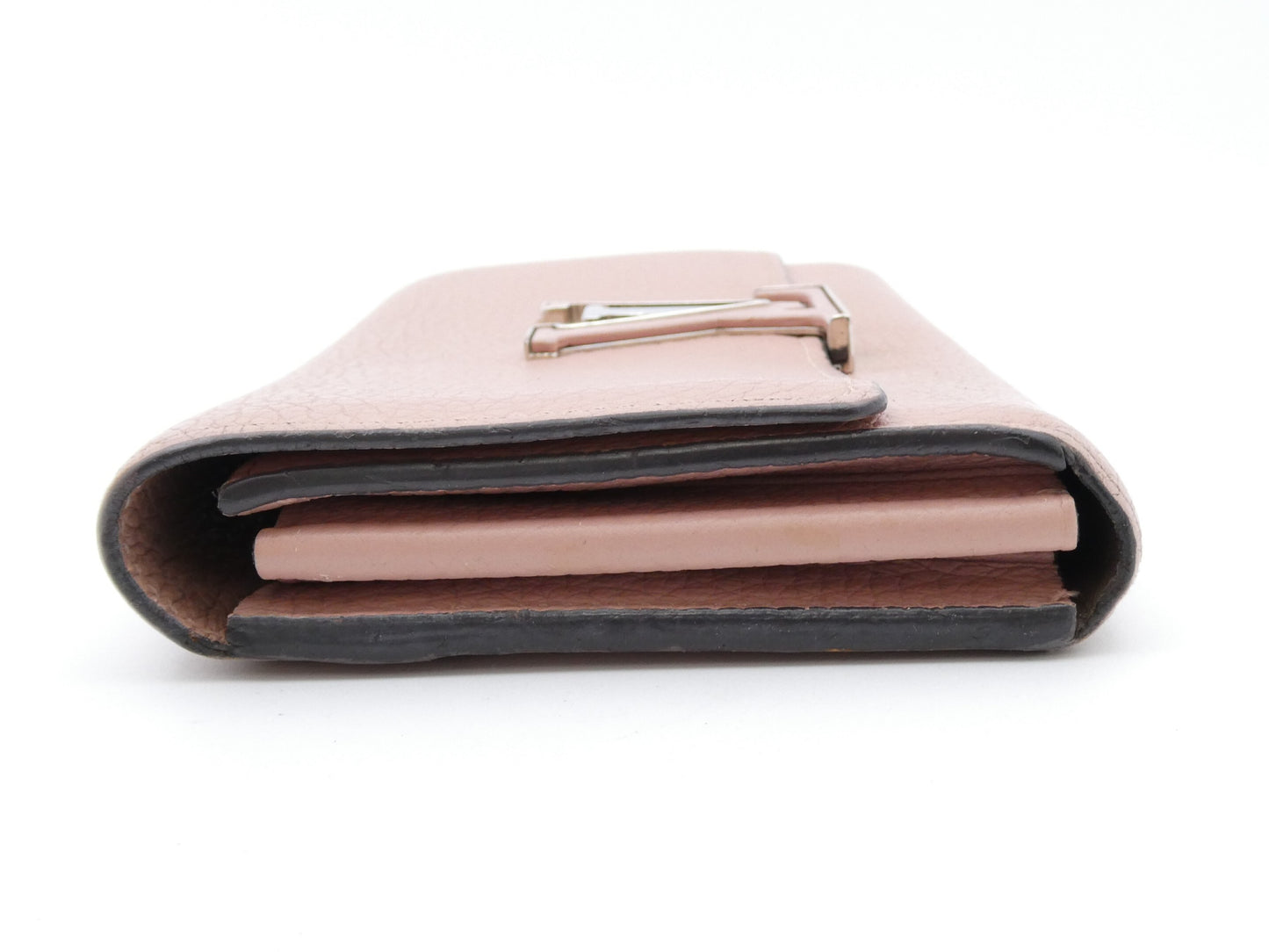 LOUIS VUITTON Portefeuille Capucines Wallet