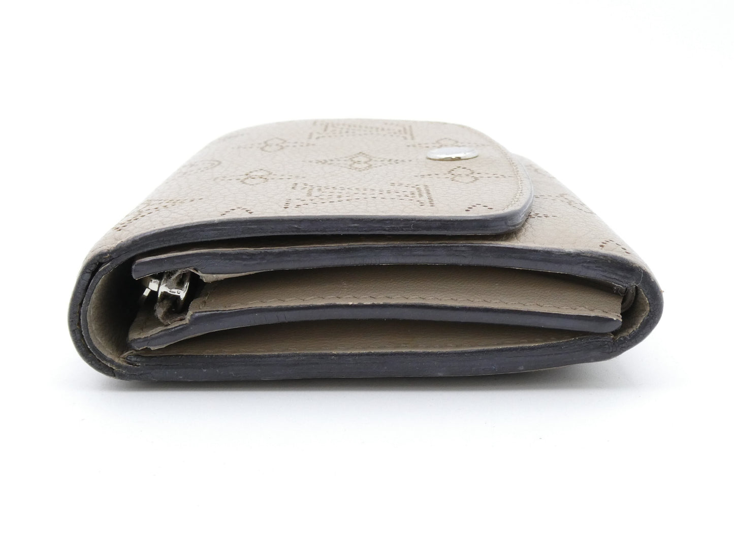 LOUIS VUITTON Mahina Portefeuille Iris Compact Wallet