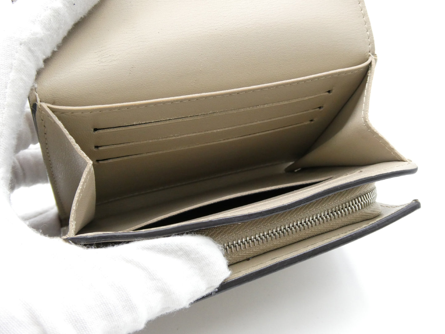 LOUIS VUITTON Mahina Portefeuille Iris Compact Wallet