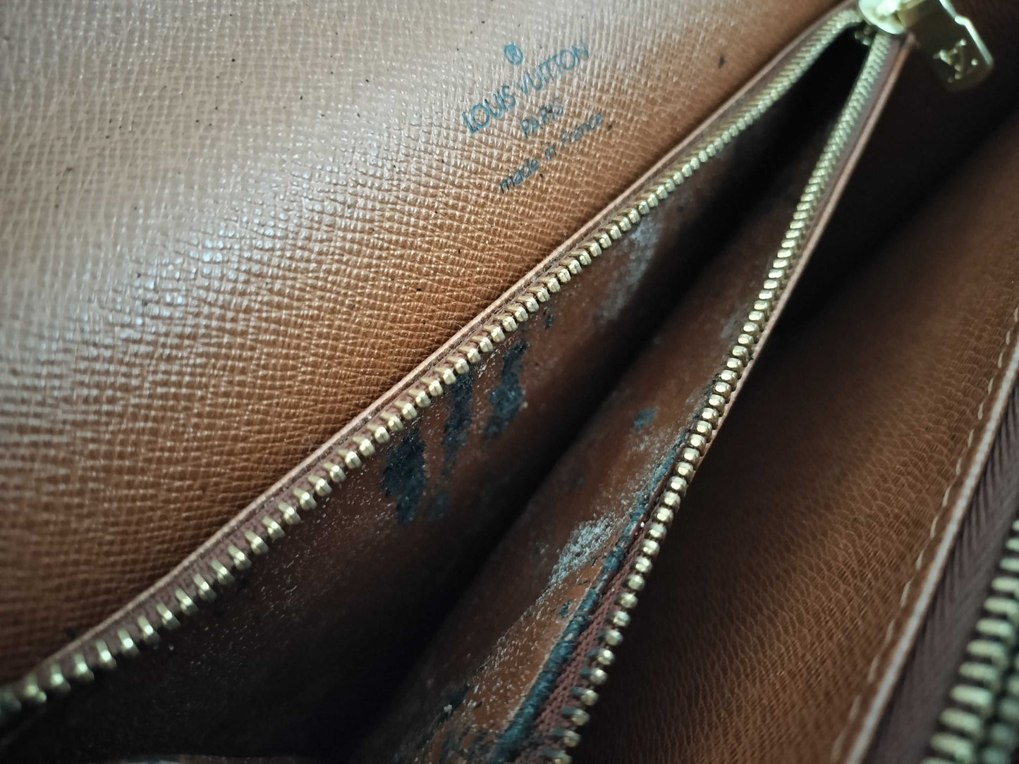 LOUIS VUITTON M51190 Monogram Louis Vuitton Handbag Monogram Monceau Handbag