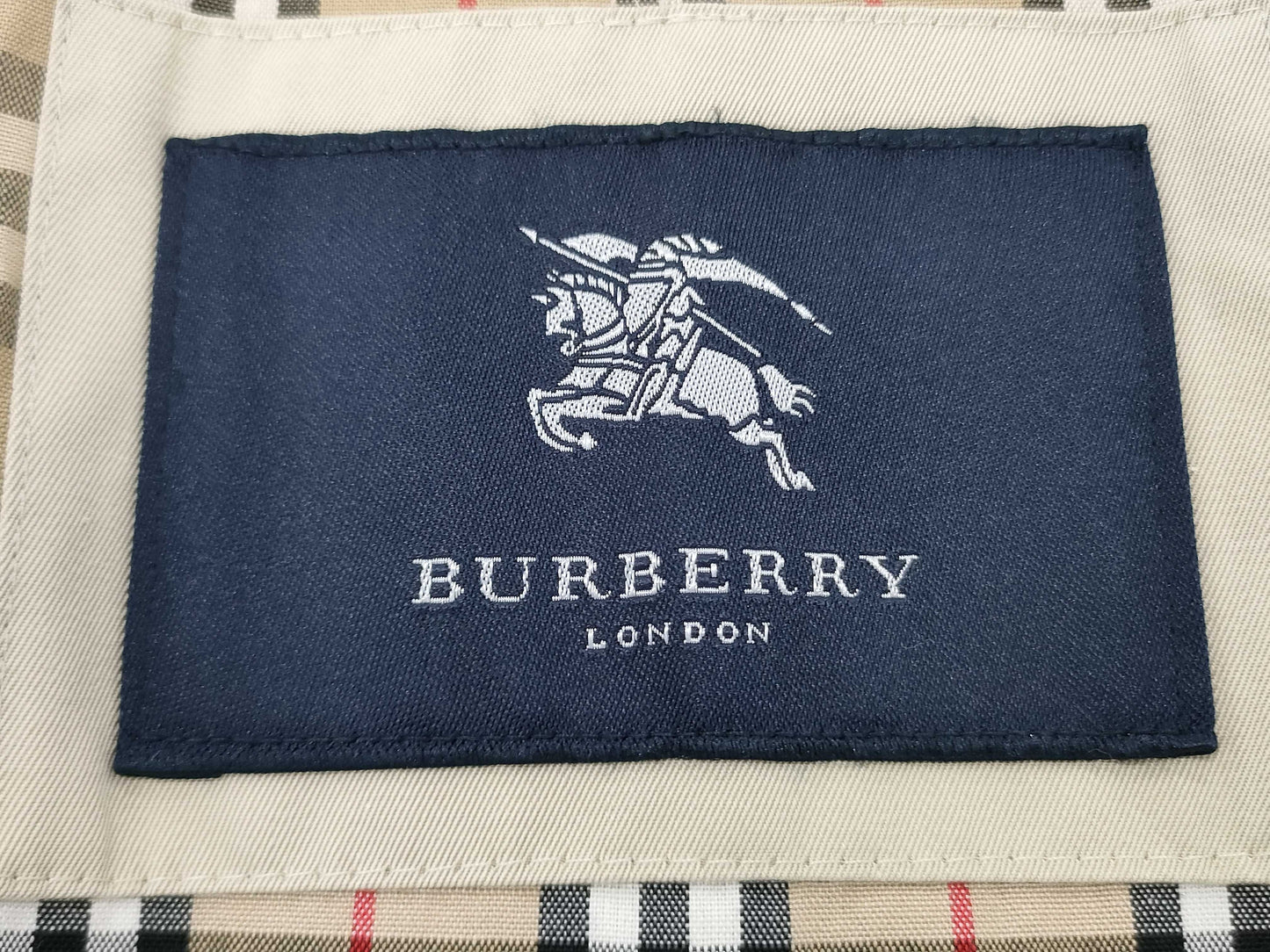 BURBERRY Trench Coat 9 Coat