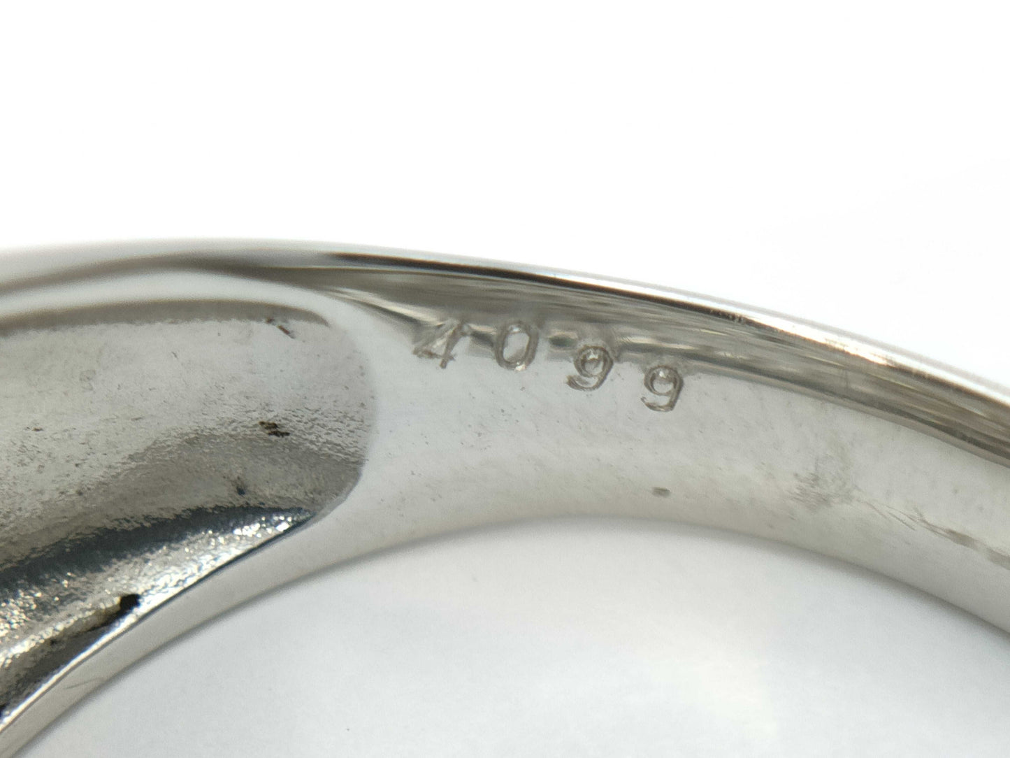 D4.099ct PT900 9.7g Ring