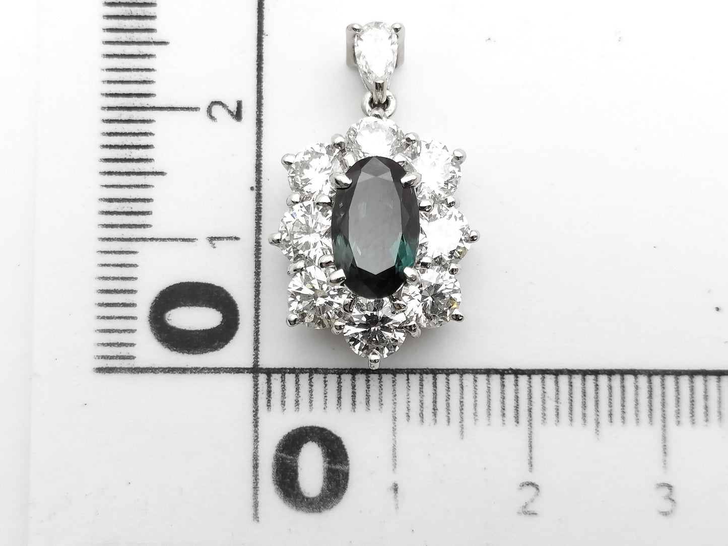 AX 2.194ct D 2.496ct/0.208ct PT900 6.3g Pendant Top