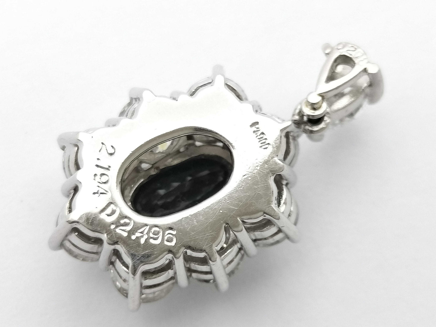AX 2.194ct D 2.496ct/0.208ct PT900 6.3g Pendant Top