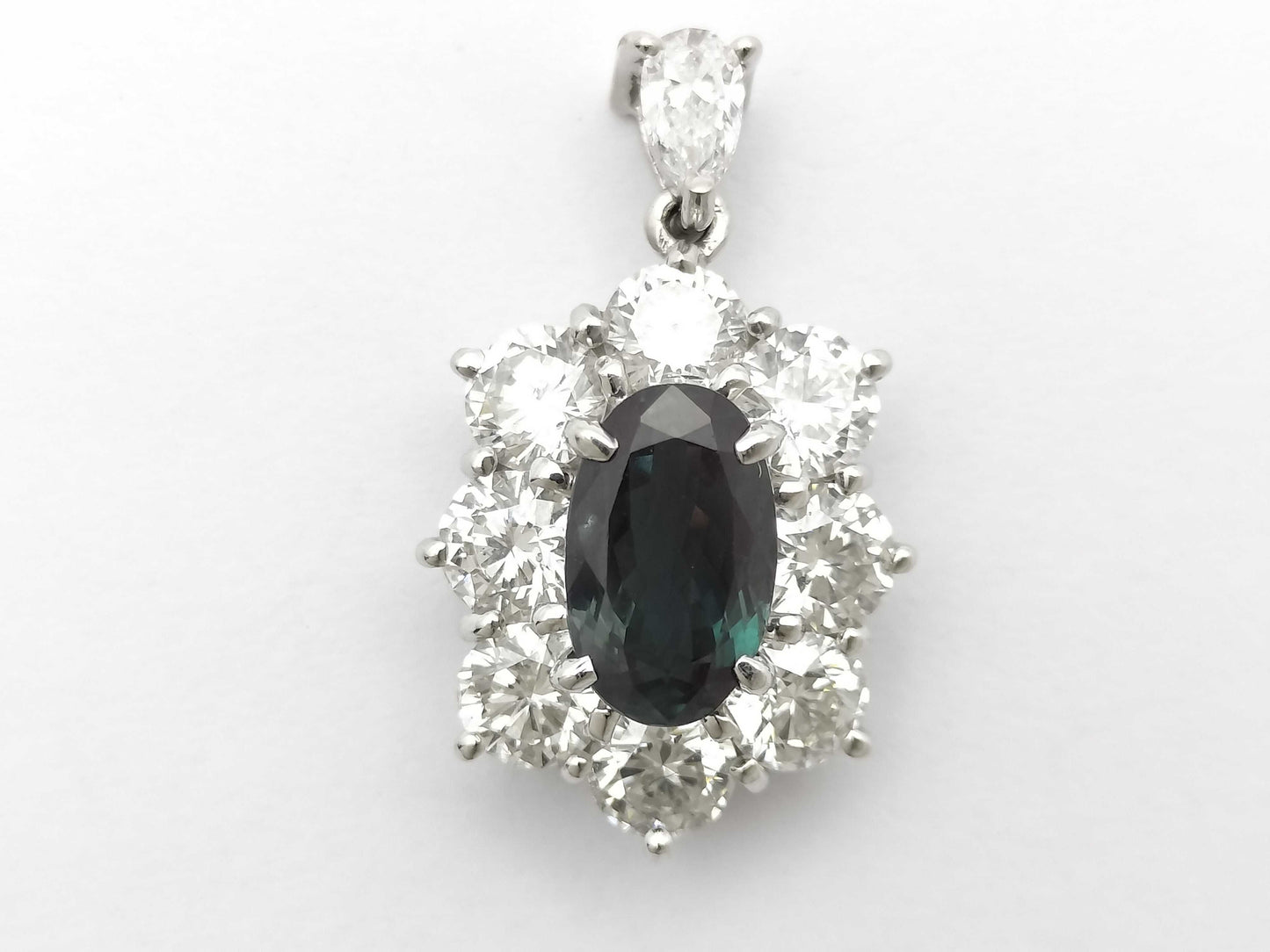 AX 2.194ct D 2.496ct/0.208ct PT900 6.3g Pendant Top