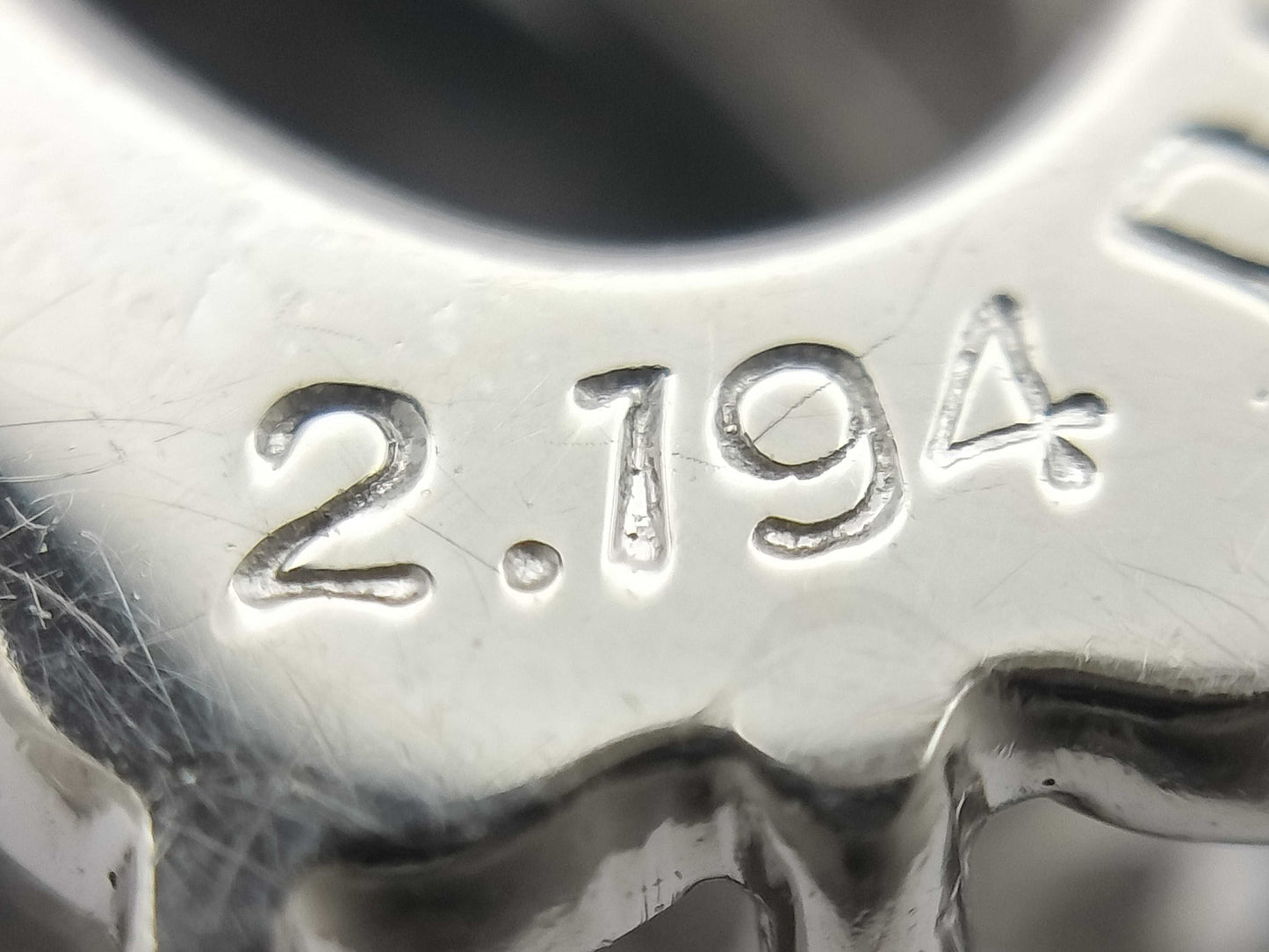 AX 2.194ct D 2.496ct/0.208ct PT900 6.3g Pendant Top