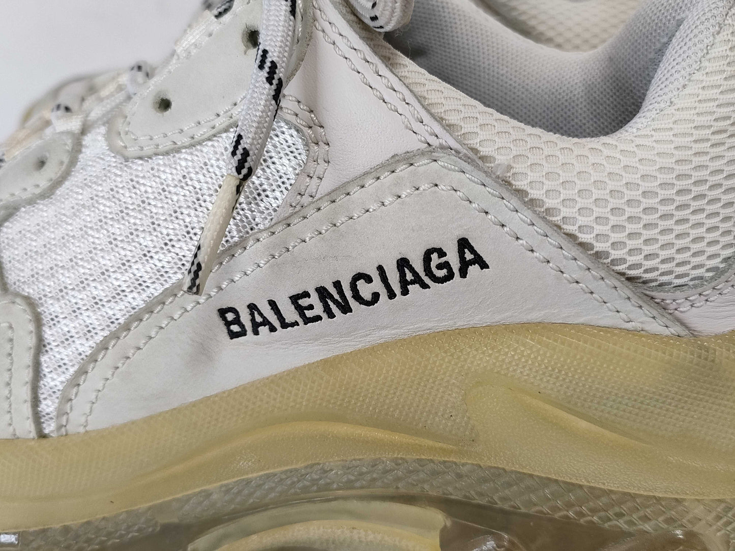 BALENCIAGA BALENCIAGA TripleS Sneakers Sneakers