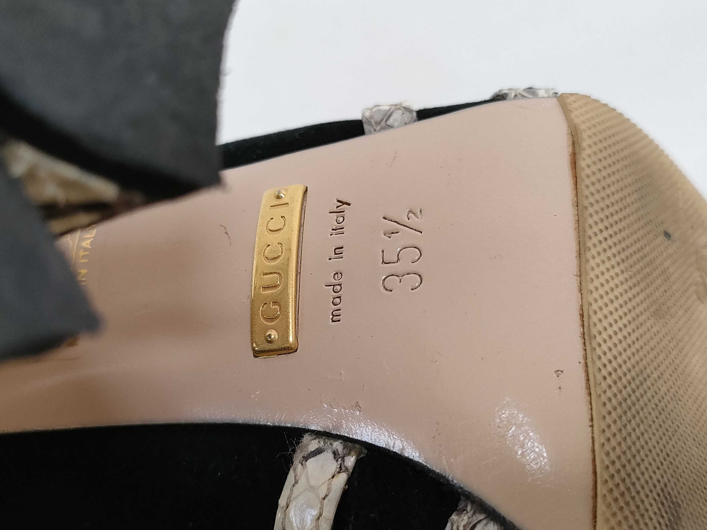 GUCCI GUCCI Tiger Head Python Pumps with Pearls