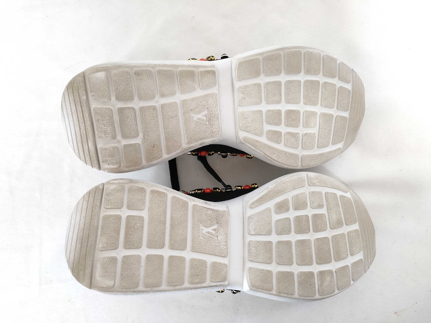LOUIS VUITTON LOUIS VUITTON Monogram Beaded Sneakers Sneakers