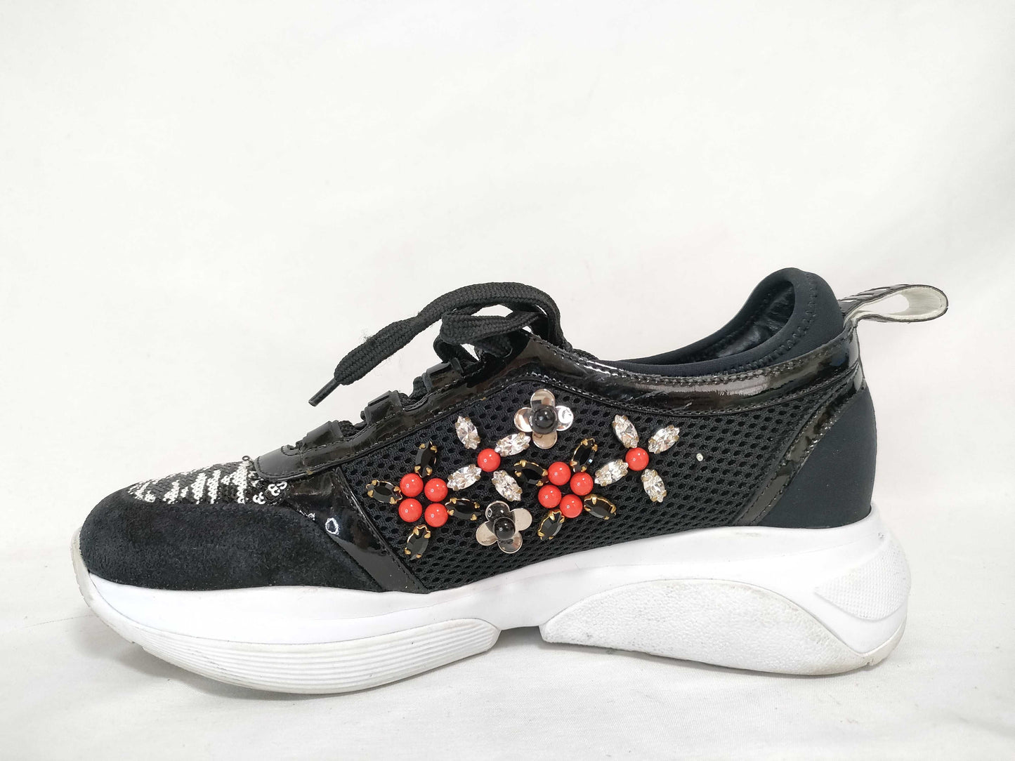 LOUIS VUITTON LOUIS VUITTON Monogram Beaded Sneakers Sneakers