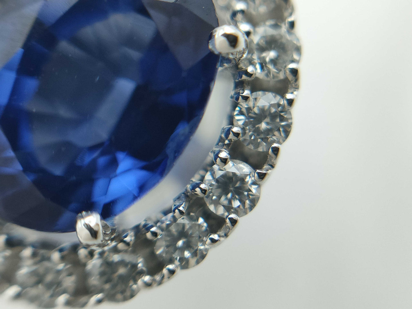 S0.97/0.74ct D0.12/0.12ct PT900 2.9g Earrings