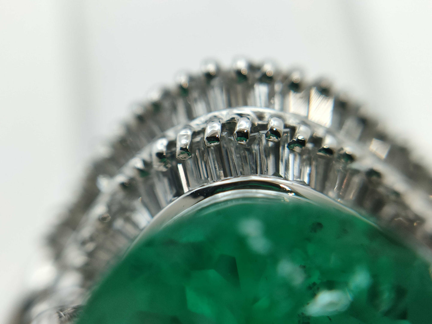 E7.09ct D1.18ct PT900 12.3g Ring