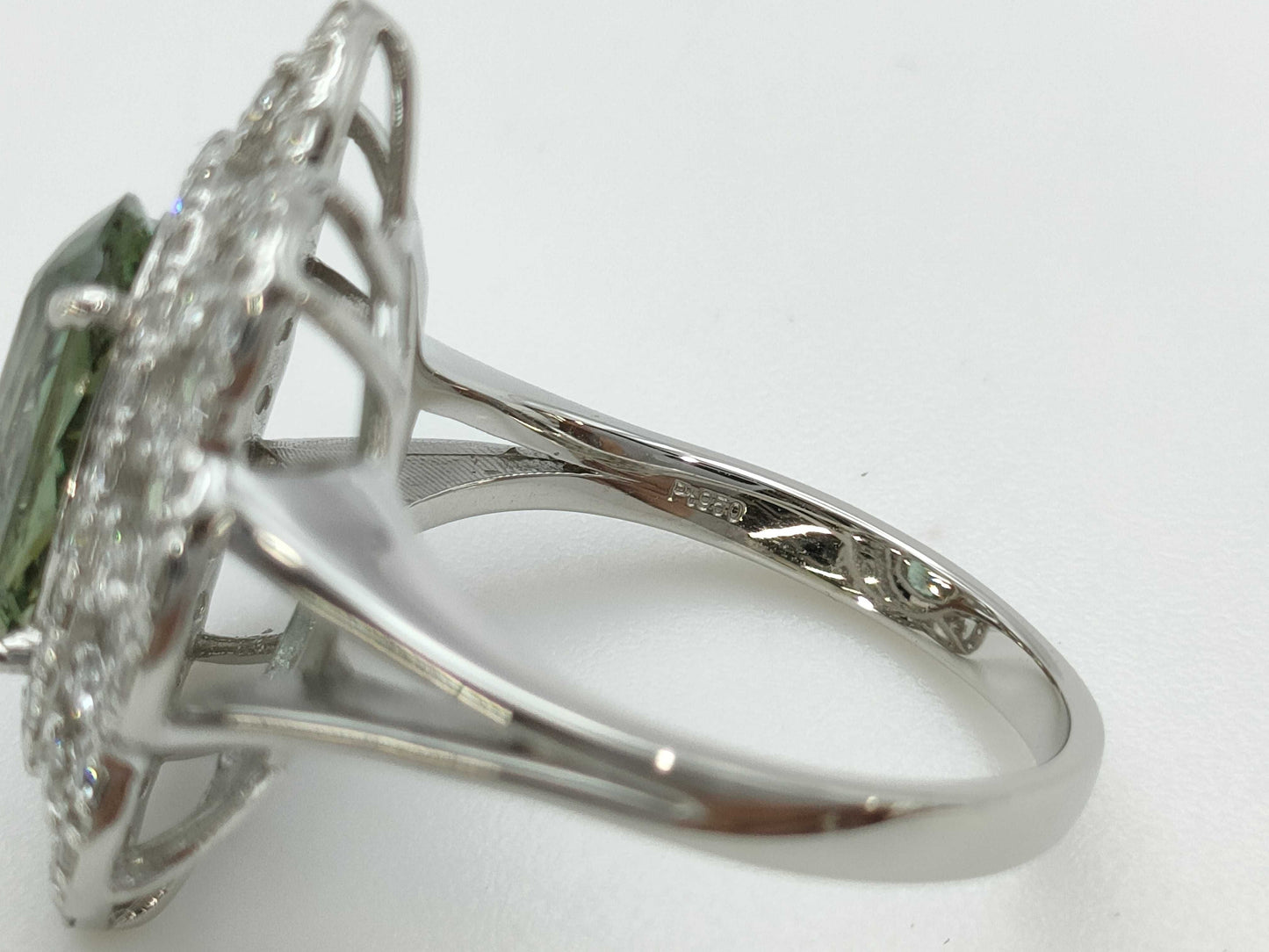 AX 2.857ct D 0.76ct PT950 8.3g Ring