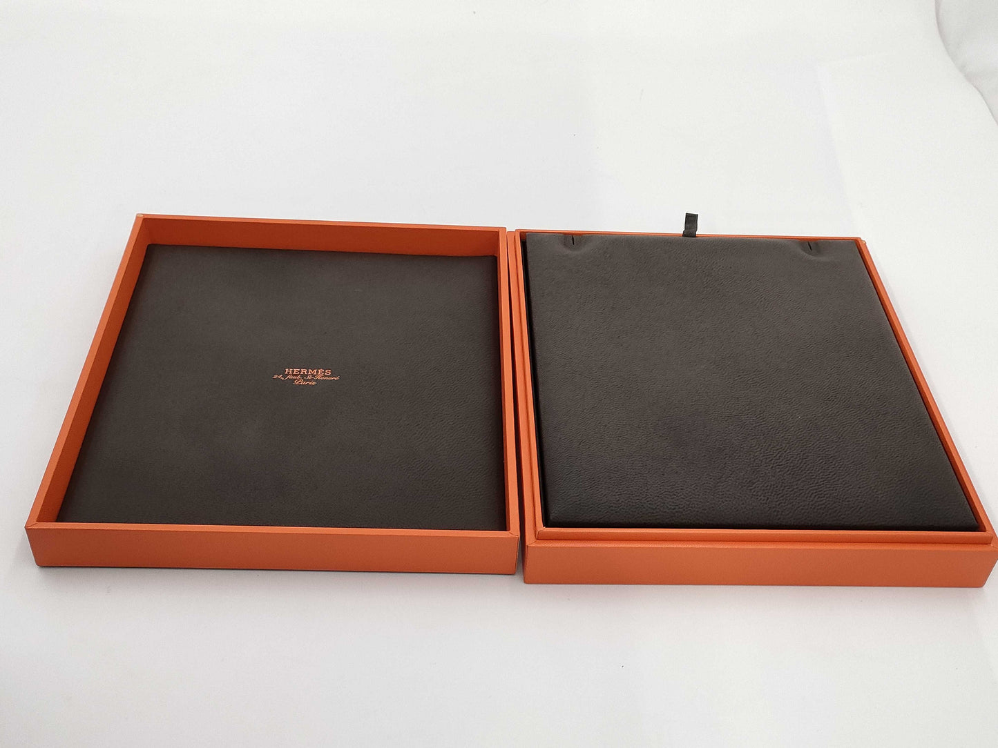 HERMES Contour LG Diamond PG Au750 10.4g Necklace