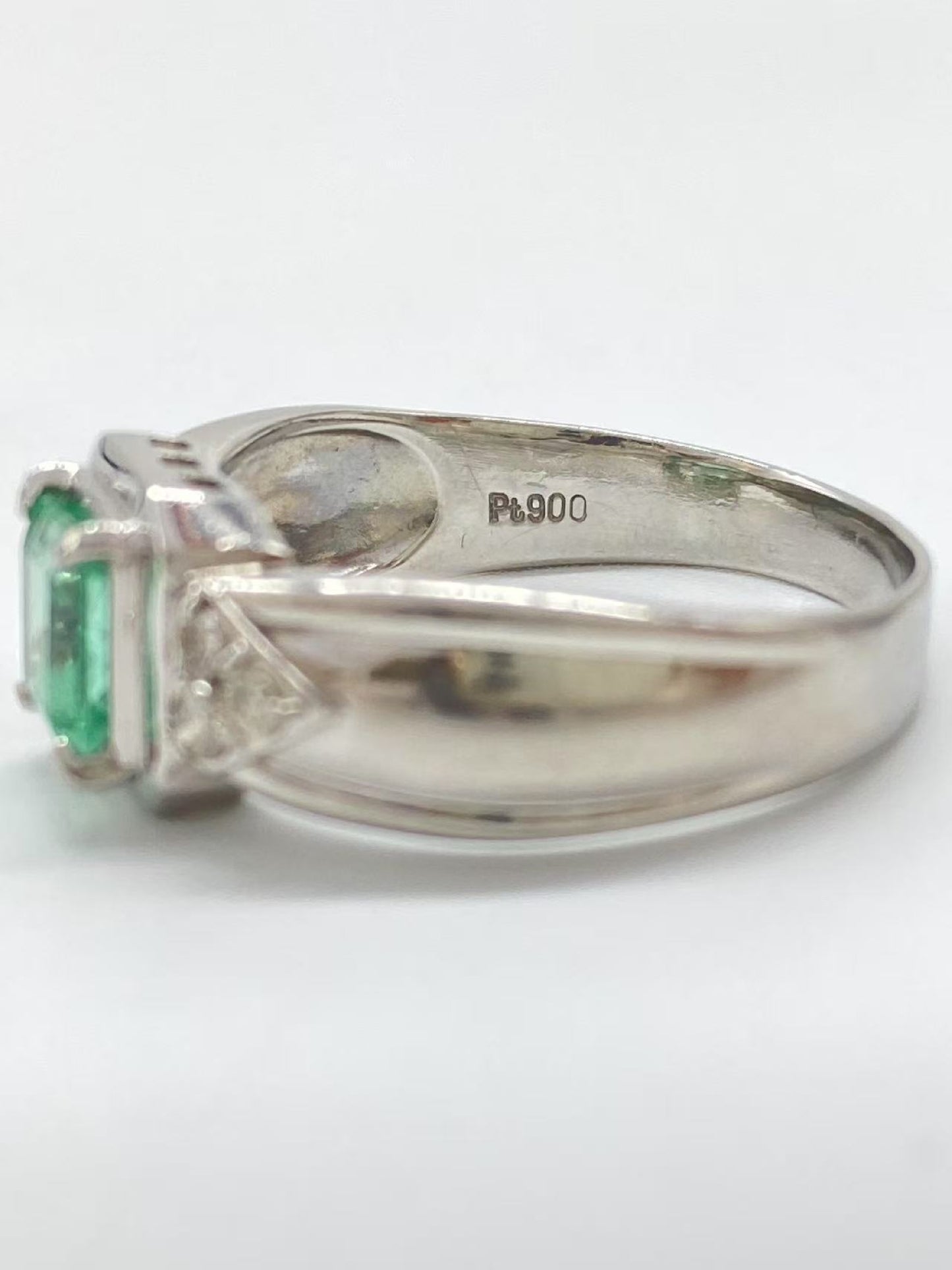 E1.0ct D0.2ct Pt900 8.0g Ring