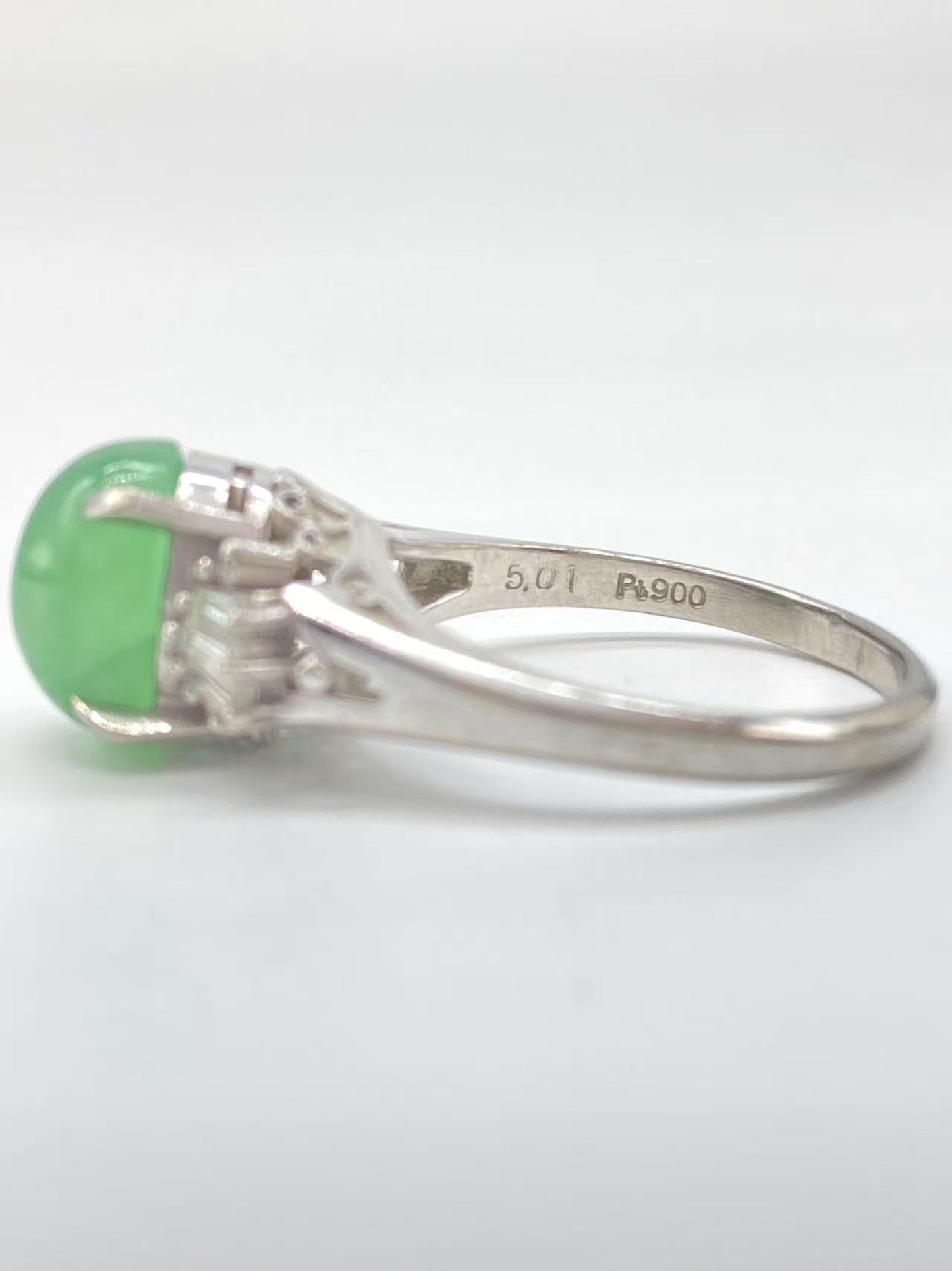 Jade 5.01ct D0.44ct PT900 7.9g Ring