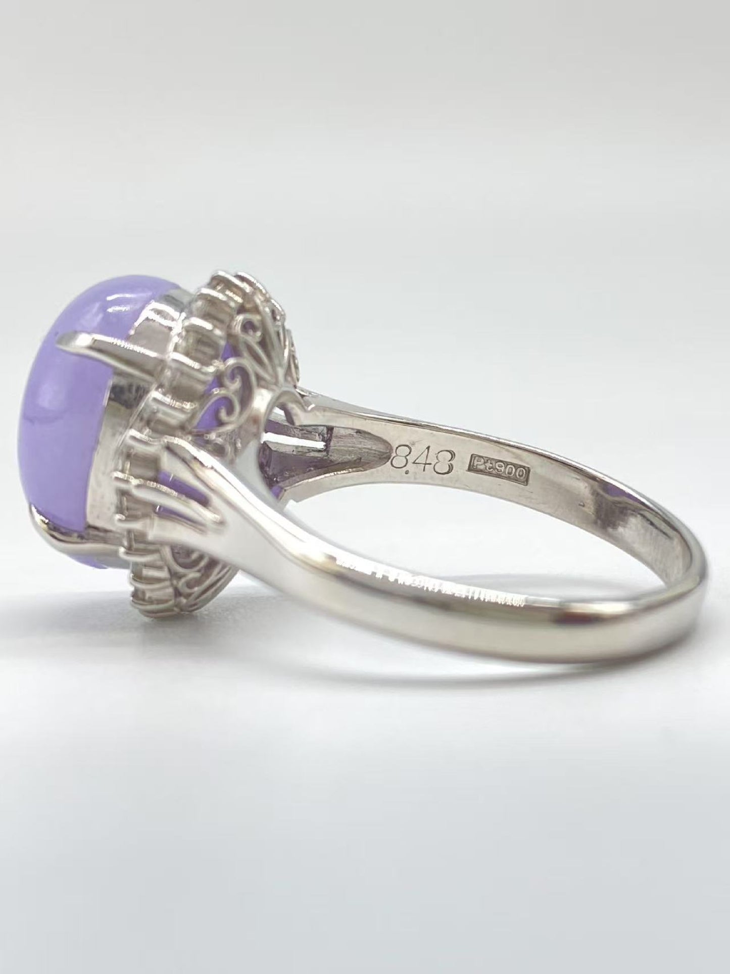 Jadeite 8.48ct D0.42ct Pt900 9.1g Ring