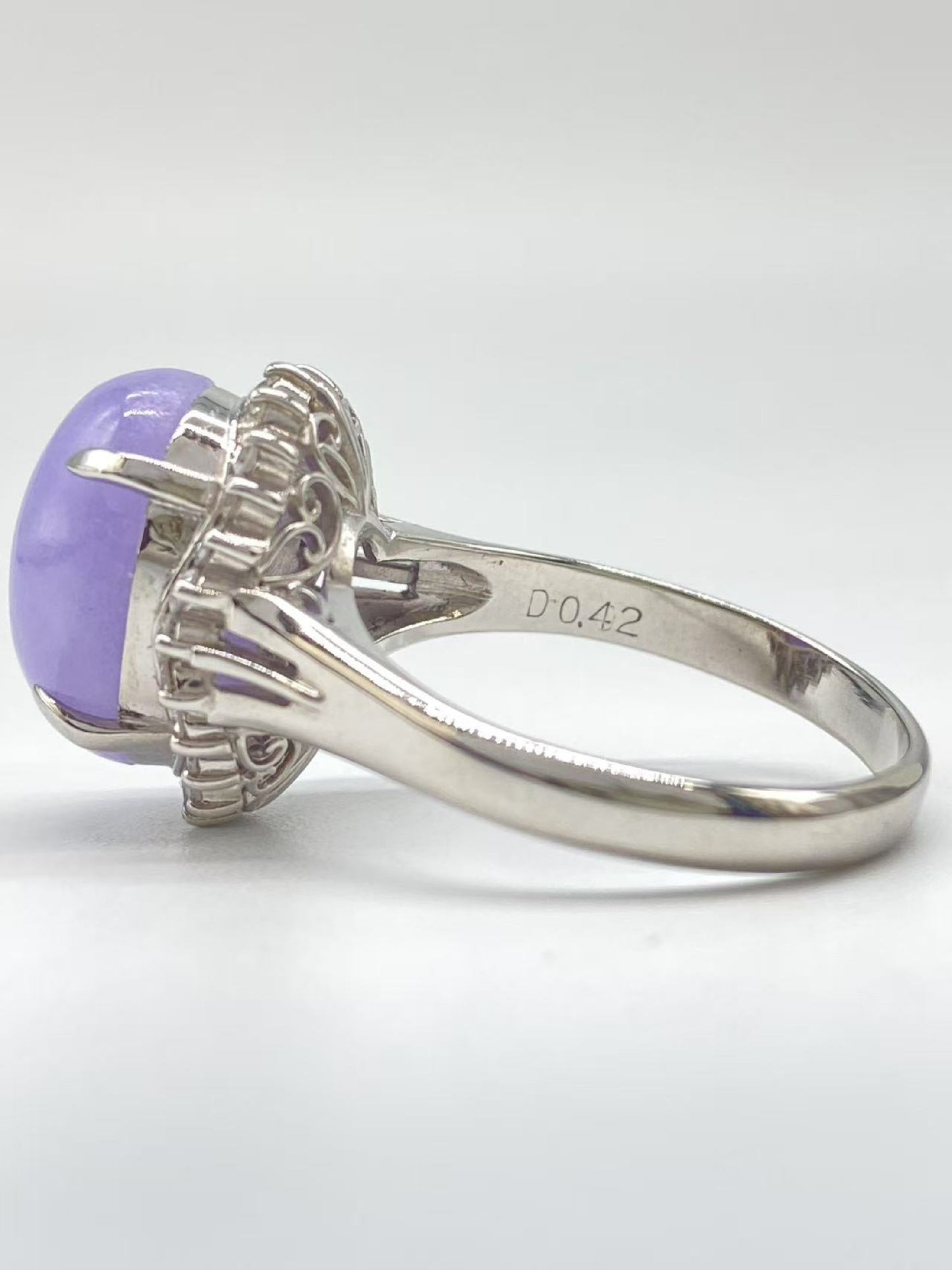 Jadeite 8.48ct D0.42ct Pt900 9.1g Ring