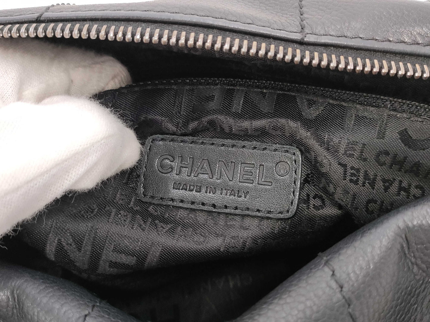 CHANEL CHANEL Chocolate Bar Tote Bag Bag