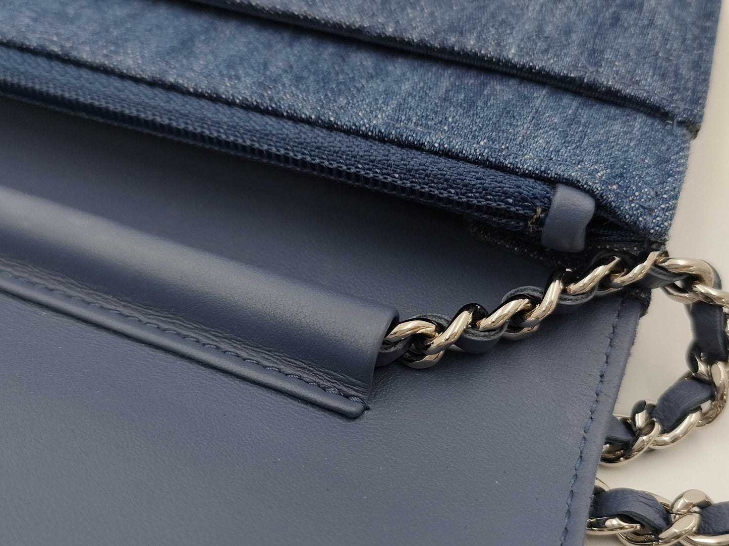 CHANEL CHANEL Matelasse Camellia Denim Chain Shoulder Wallet Bag
