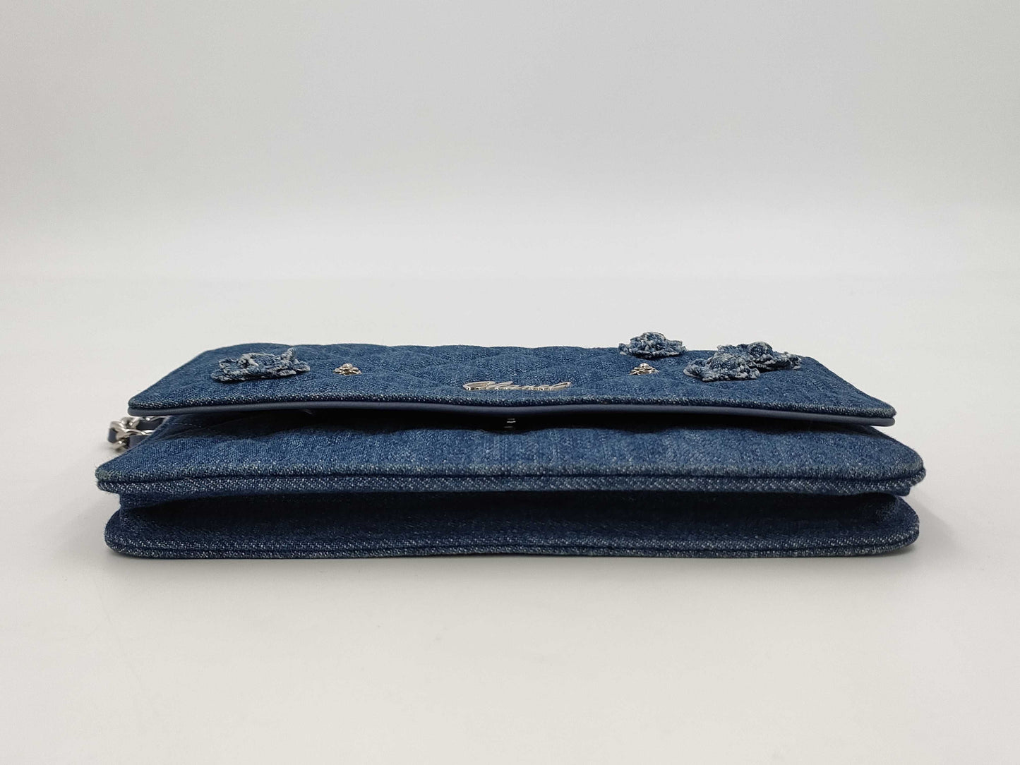 CHANEL CHANEL Matelasse Camellia Denim Chain Shoulder Wallet Bag