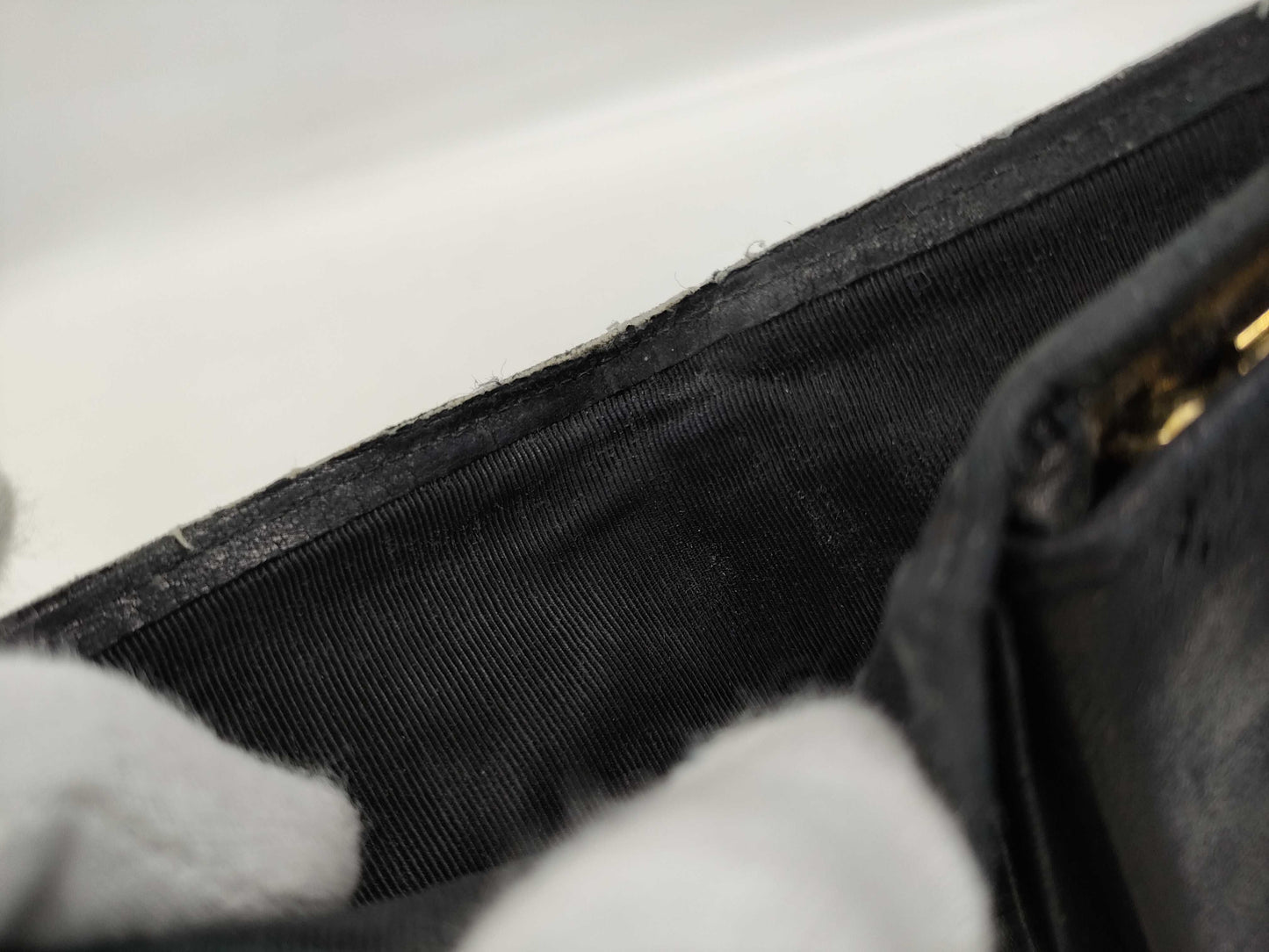 CHANEL Bicolor Lambskin Bifold Wallet