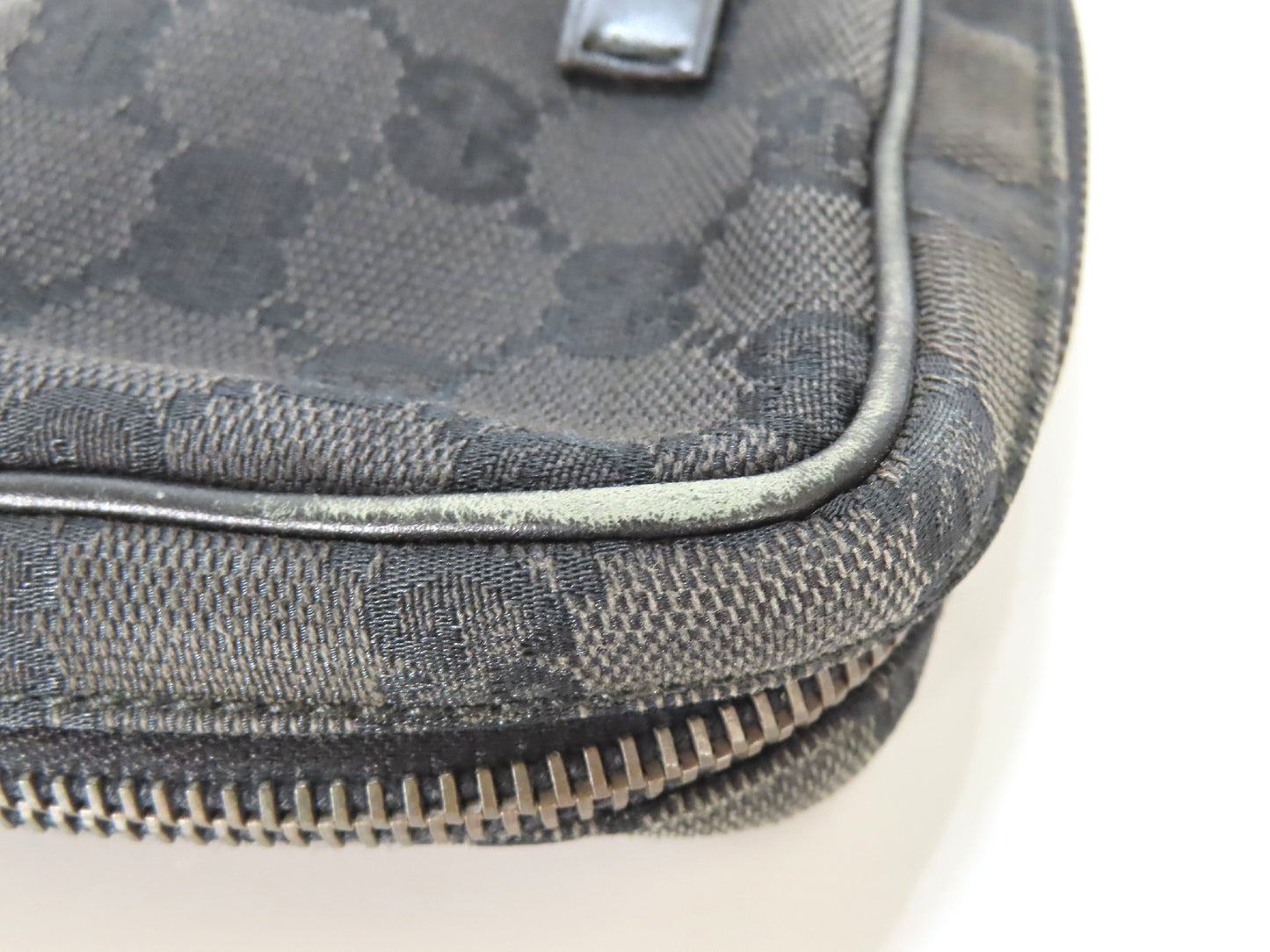 GUCCI GG Canvas Pouch 106647 1705 Black