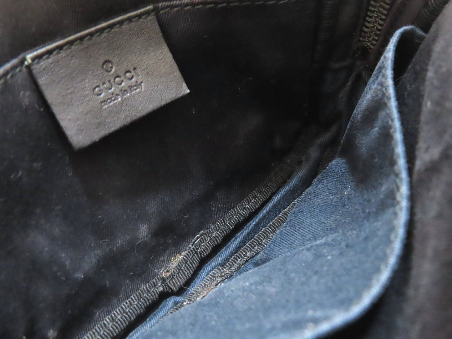 GUCCI GG Canvas Pouch 106647 1705 Black
