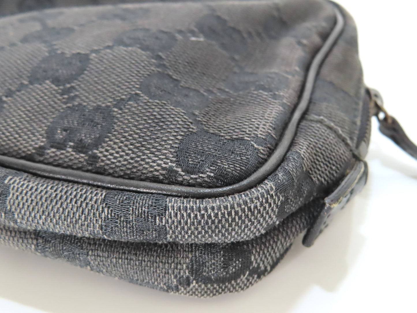 GUCCI GG Canvas Pouch 106647 1705 Black
