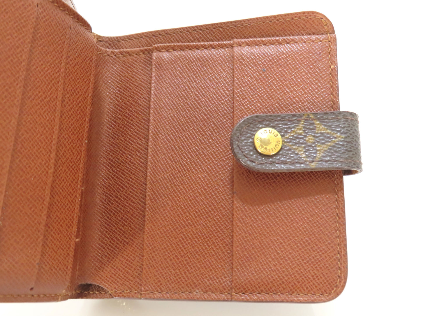 LOUIS VUITTON Monogram LV Monogram Compact Zip Wallet M61667 CT0020