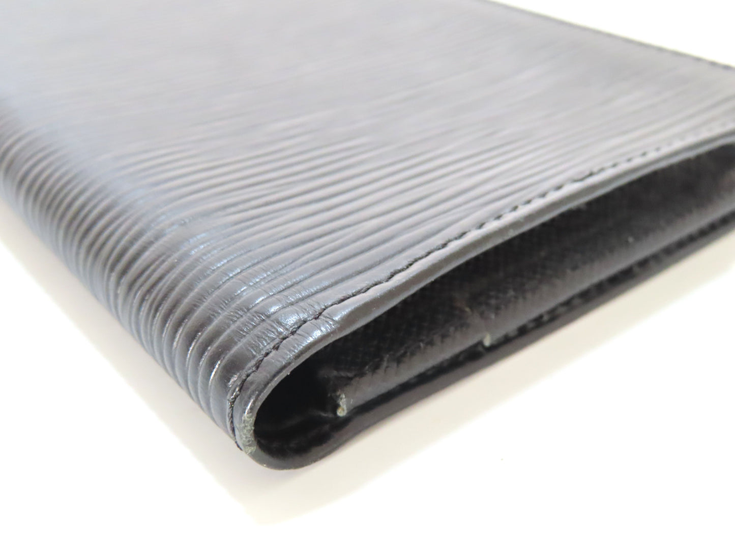 LOUIS VUITTON Epi LV Epi Porte Carte Credit Wallet M63212 Serial Number Unknown