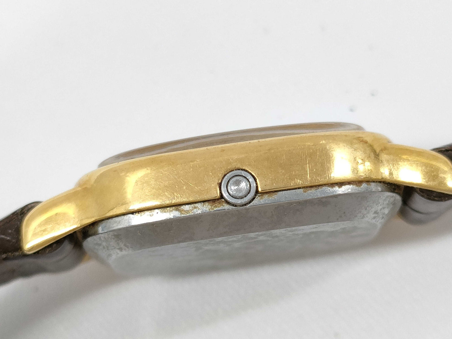 OMEGA De Ville 1350 QZ Women's Watch, Not Working, No Operational Guarantee