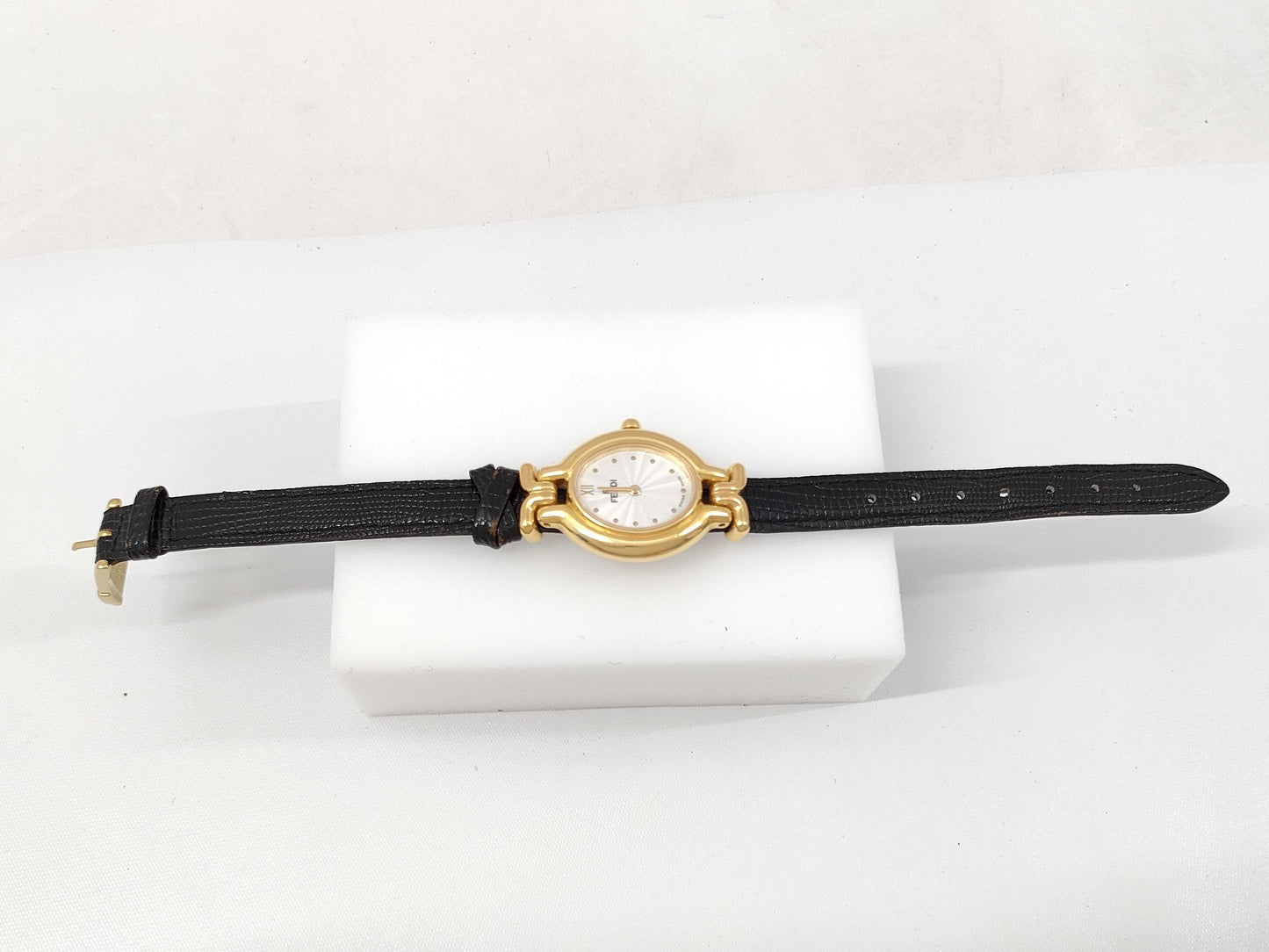 FENDI 640L 027-079 QZ Women's Watch, Not Working, No Operational Guarantee