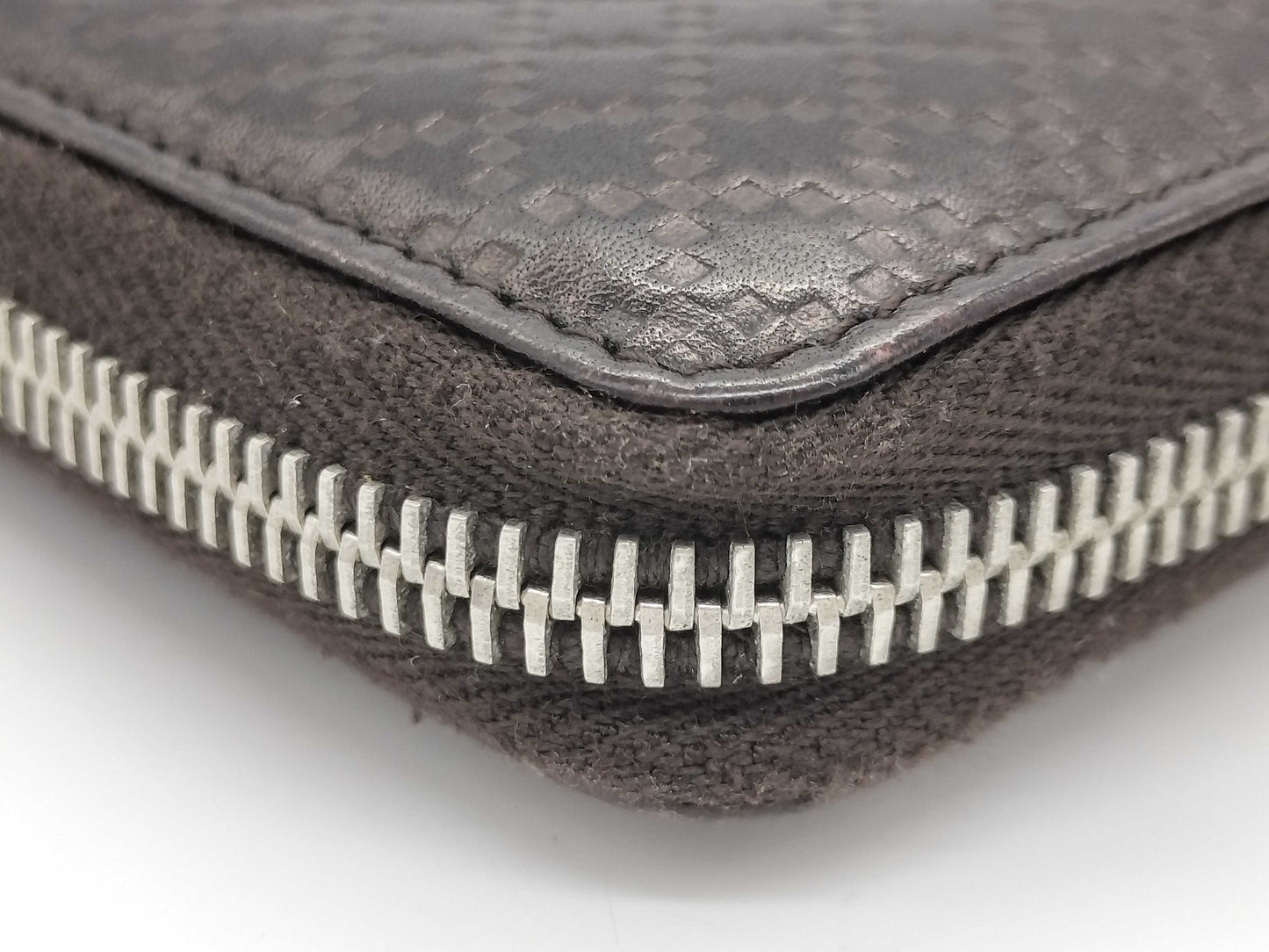 GUCCI GG Leather Zip-Around Coin Case 250465/203887 Brown