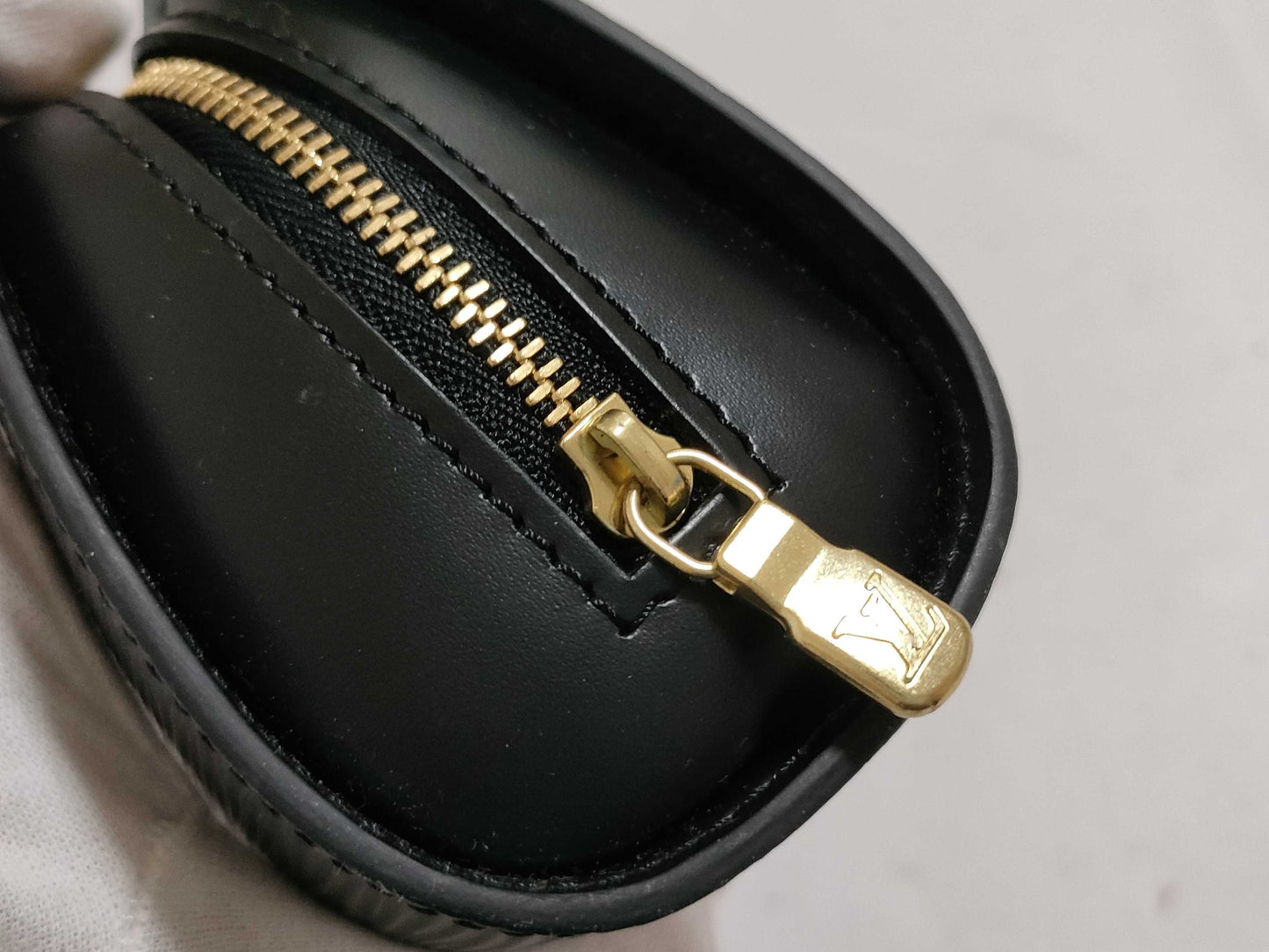 LOUIS VUITTON Epi Dauphine PM M48442 SP0969 Handbag